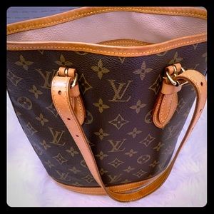 Louis Vuitton Marais Petite bucket bag